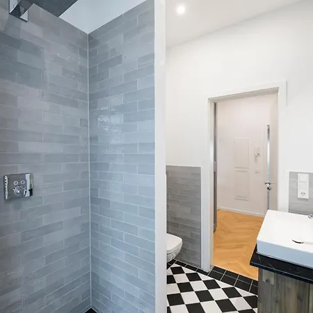The Rother - Group Flat In Berlin, Family-friendly, 2br, 2- 4 Guests